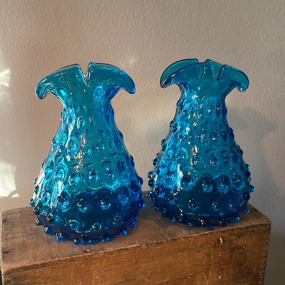 Vintage Azure Blue Toscany Zena Hobnail Art Glass Vases Handmade Pitcher Creamer - Picture 2 of 8